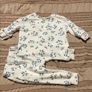 Jessica Simpson Blue and White Floral Kids Set